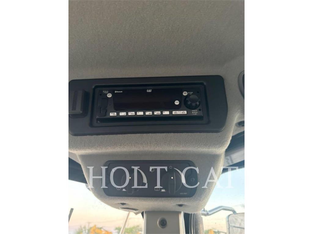 CAT 950 QC Kolesni nakladalci