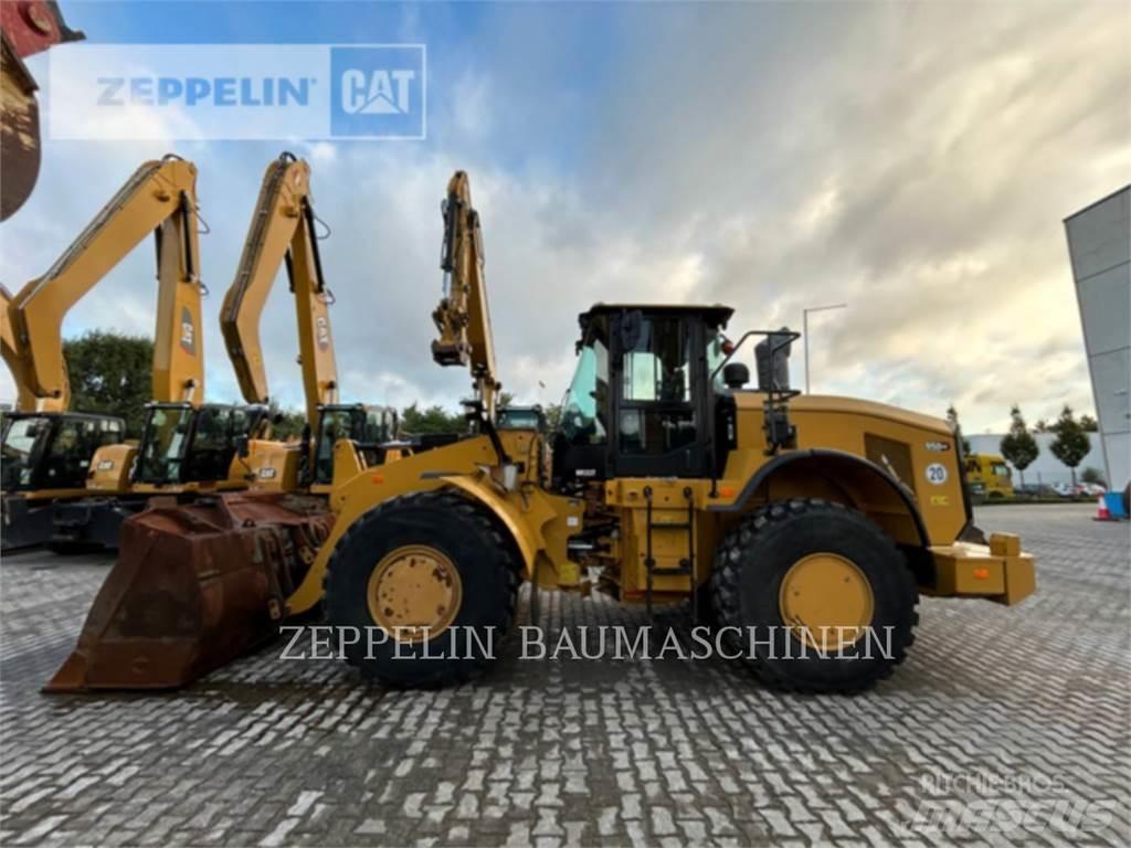 CAT 950GC Kolesni nakladalci