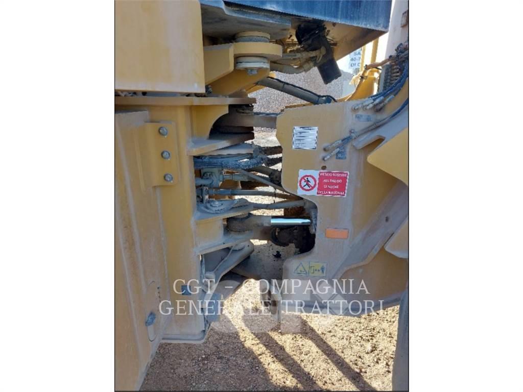CAT 950GC Kolesni nakladalci