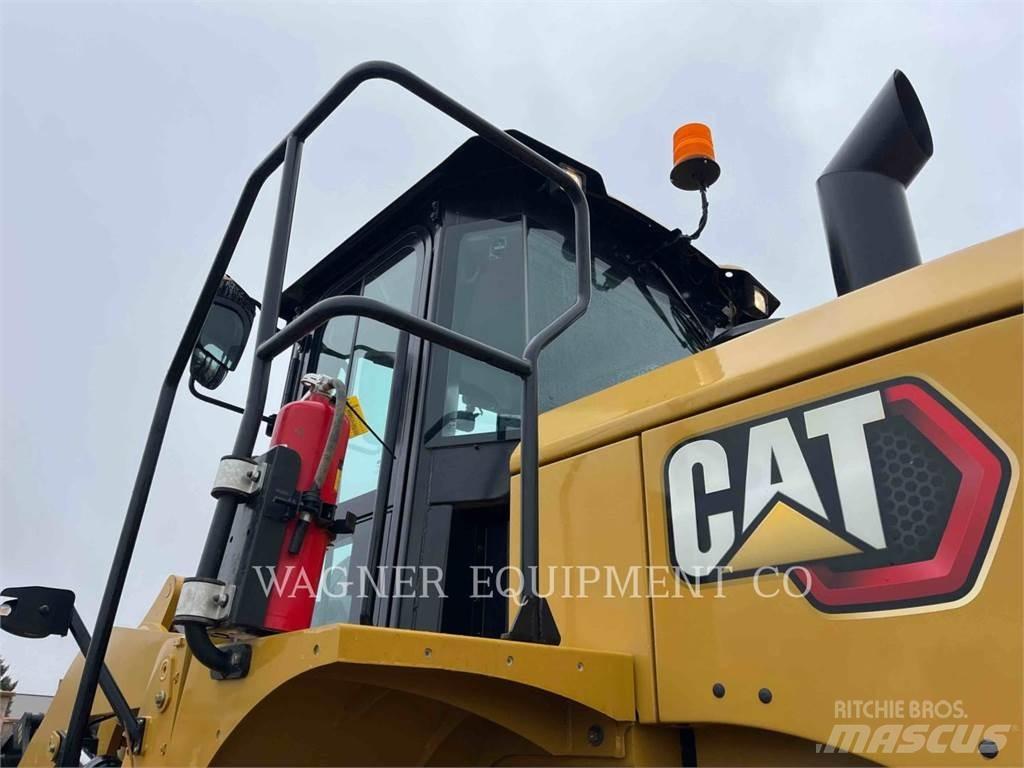 CAT 950GC Kolesni nakladalci