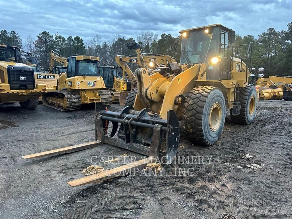 CAT 950GC Kolesni nakladalci