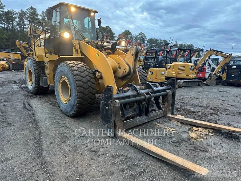 CAT 950GC Kolesni nakladalci