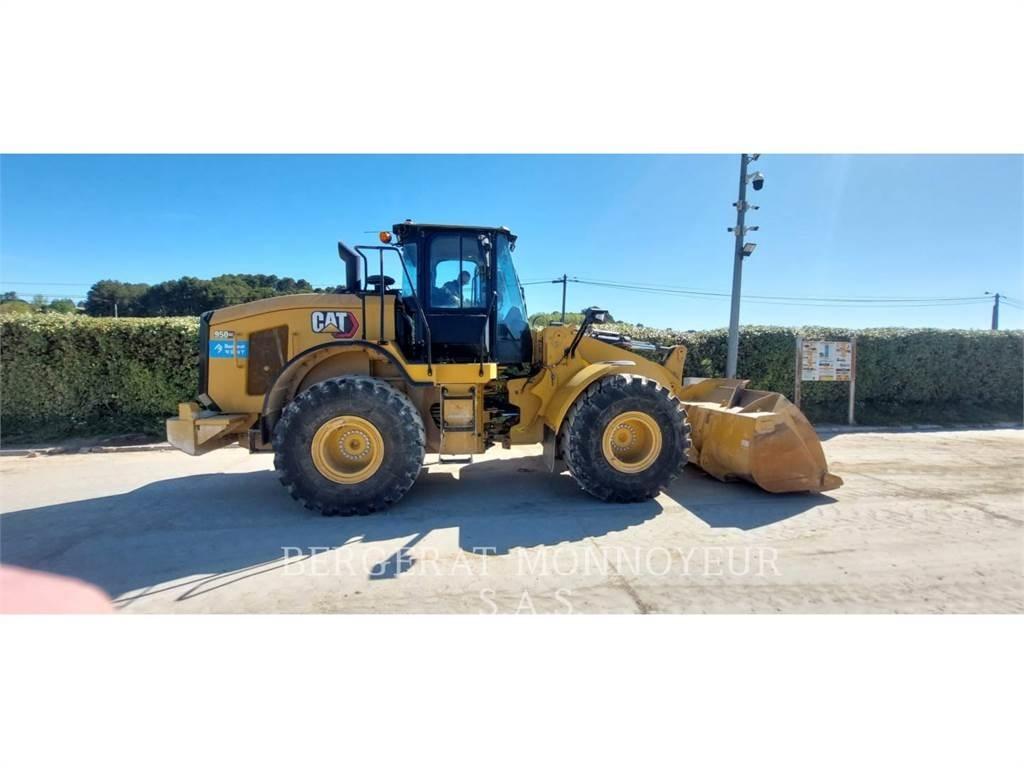 CAT 950GC Kolesni nakladalci