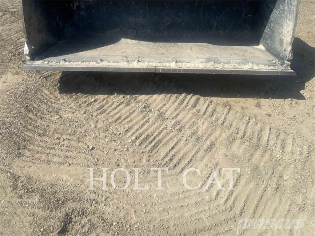 CAT 950GC Kolesni nakladalci