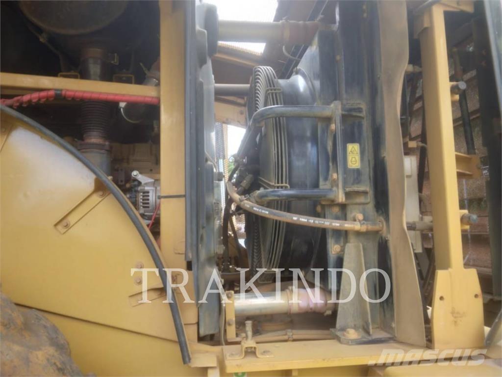 CAT 950GC Kolesni nakladalci