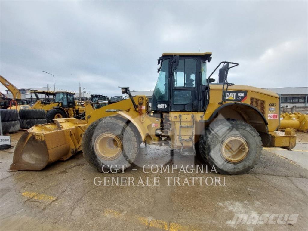 CAT 950GC Kolesni nakladalci
