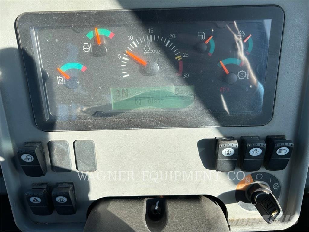 CAT 950GC FC Kolesni nakladalci