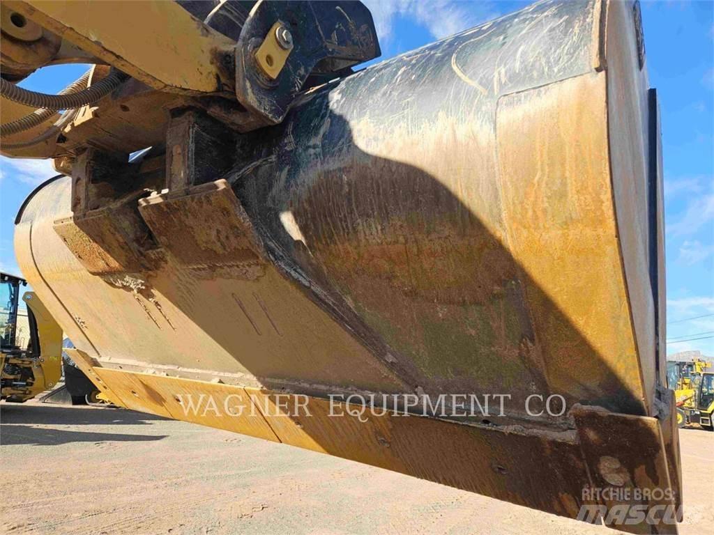 CAT 950GC FC Kolesni nakladalci