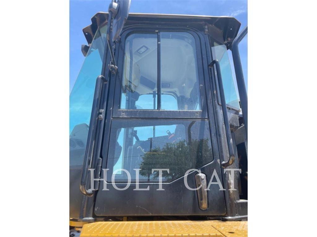 CAT 950GC QC Kolesni nakladalci