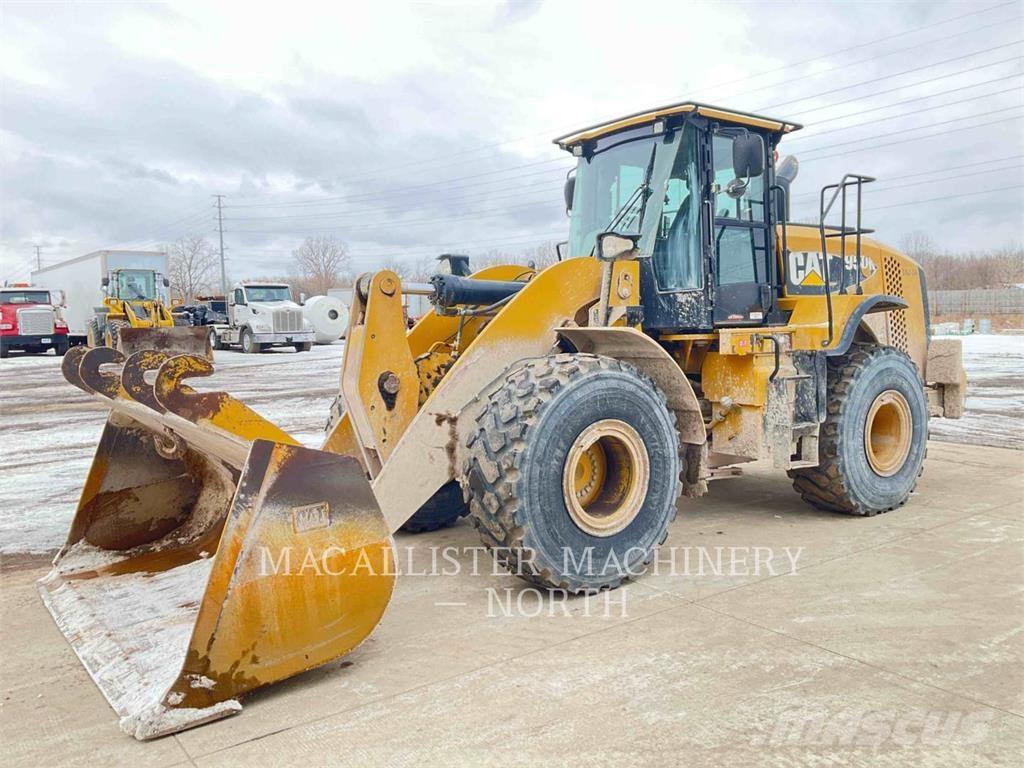 CAT 950K Kolesni nakladalci