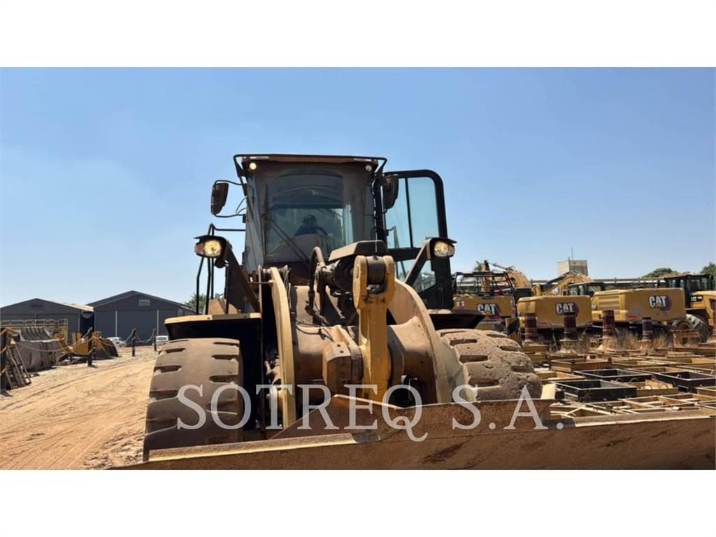 CAT 950L Kolesni nakladalci