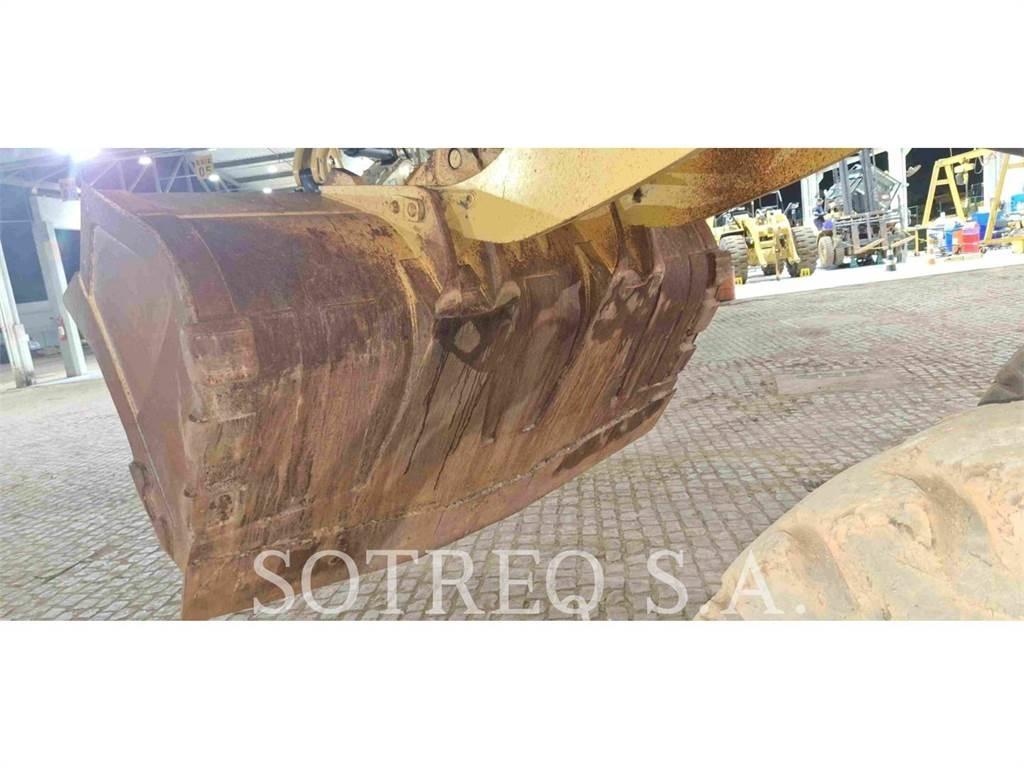 CAT 950L Kolesni nakladalci