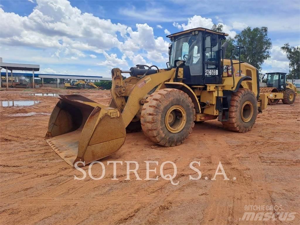 CAT 950L Kolesni nakladalci