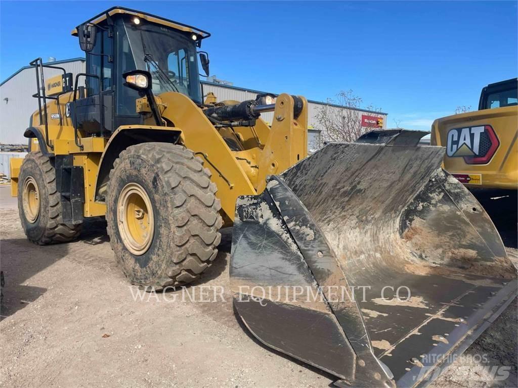 CAT 950M Kolesni nakladalci
