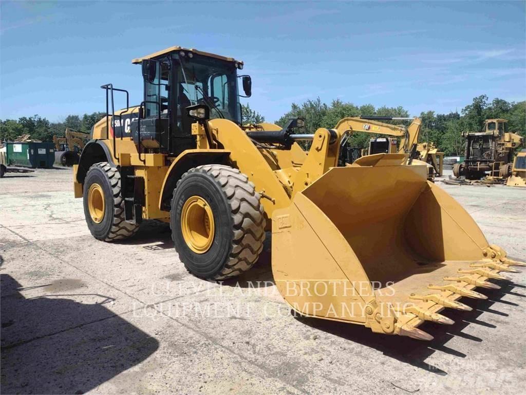 CAT 950M Kolesni nakladalci