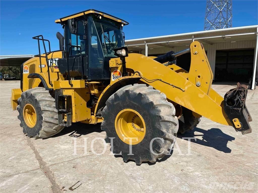 CAT 950M Kolesni nakladalci