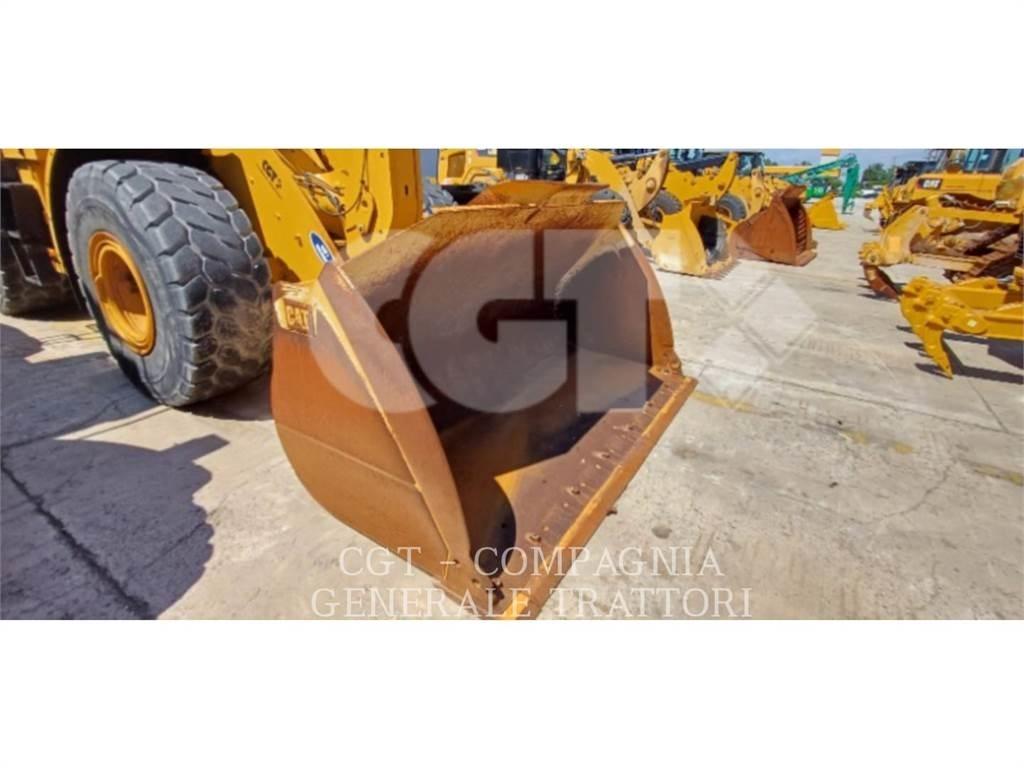 CAT 950M Kolesni nakladalci
