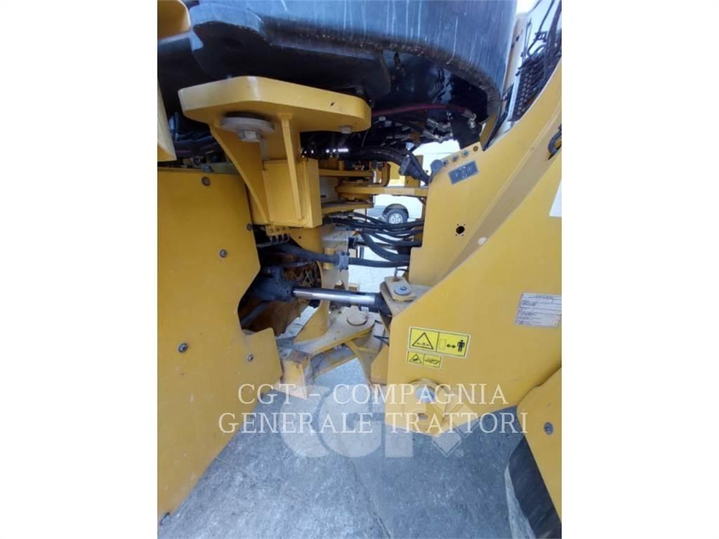CAT 950M Kolesni nakladalci