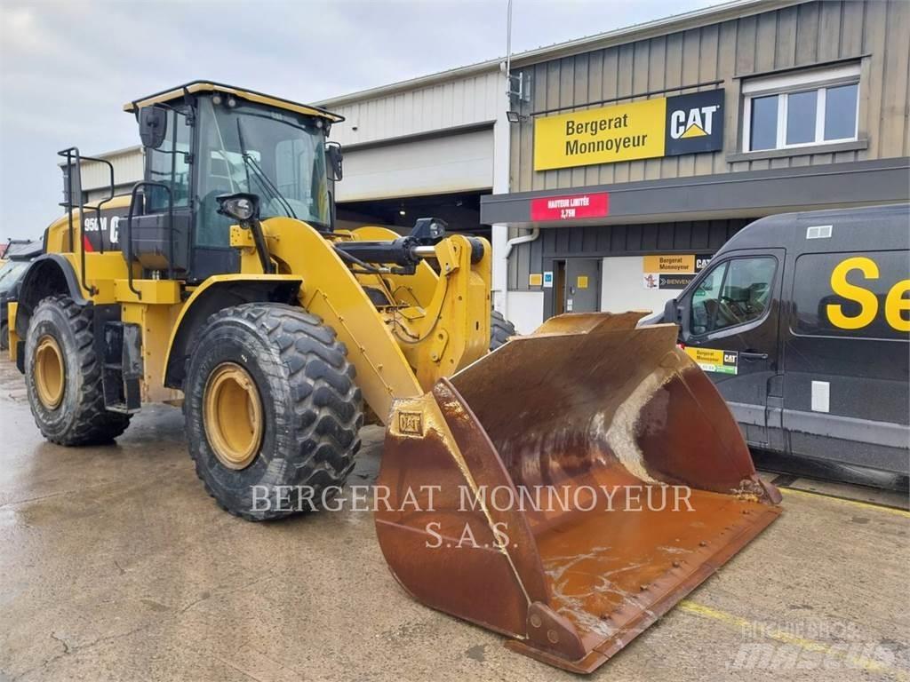 CAT 950M Kolesni nakladalci