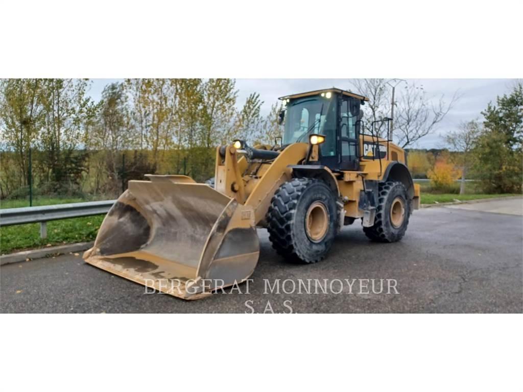 CAT 950M Kolesni nakladalci