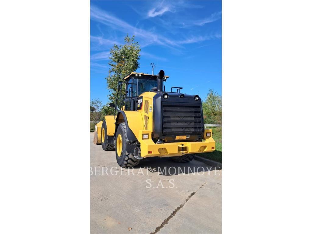 CAT 950M Kolesni nakladalci