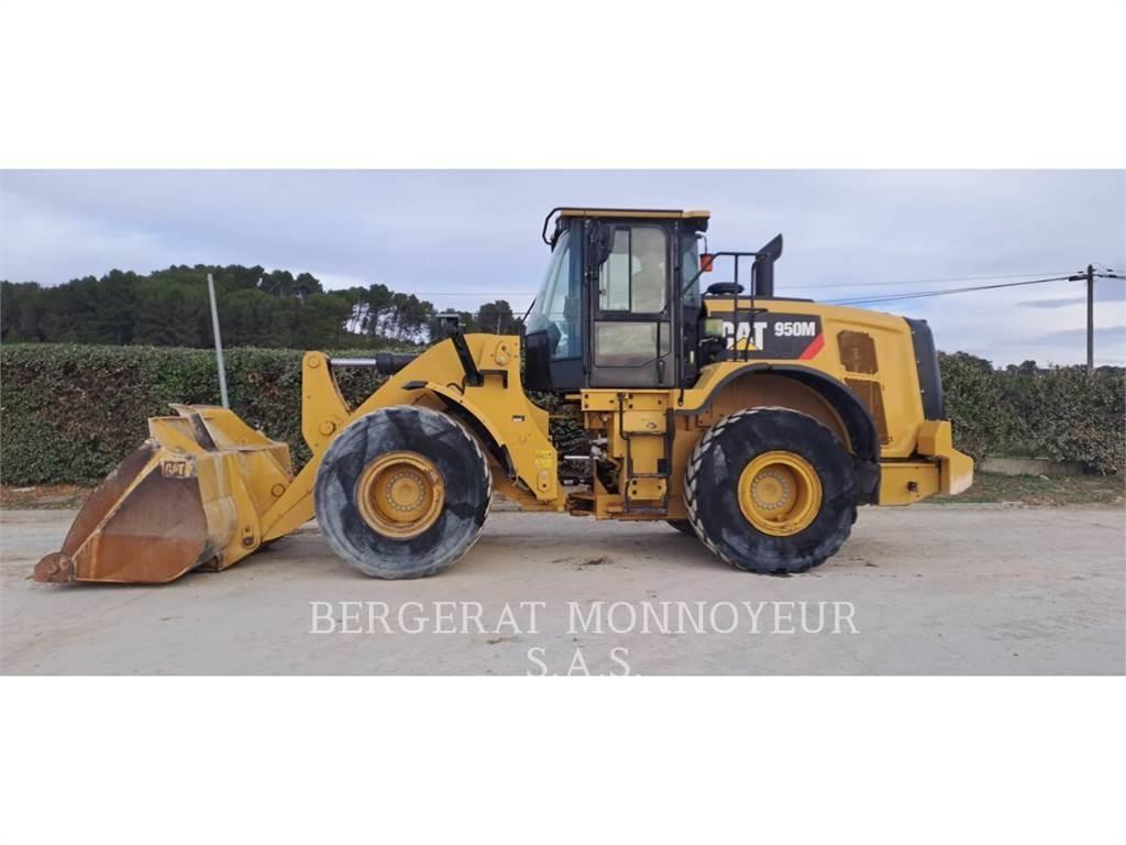 CAT 950M Kolesni nakladalci