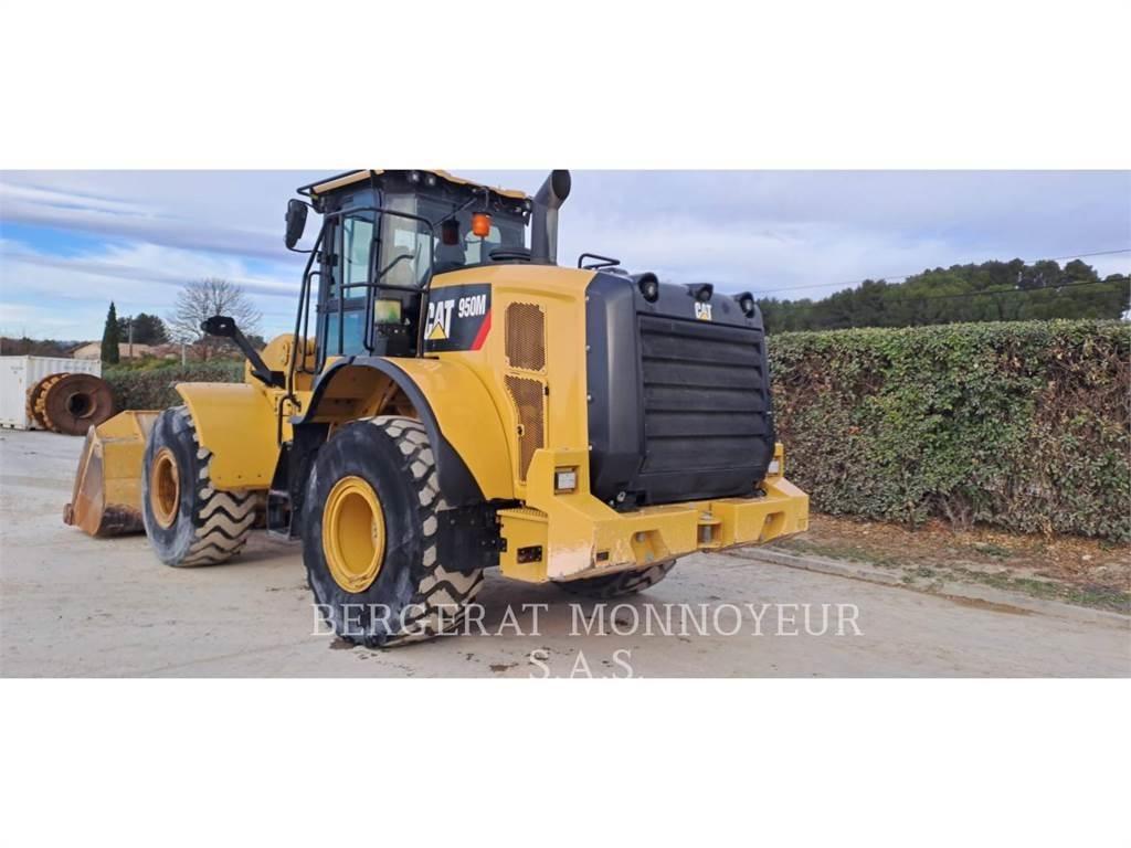 CAT 950M Kolesni nakladalci