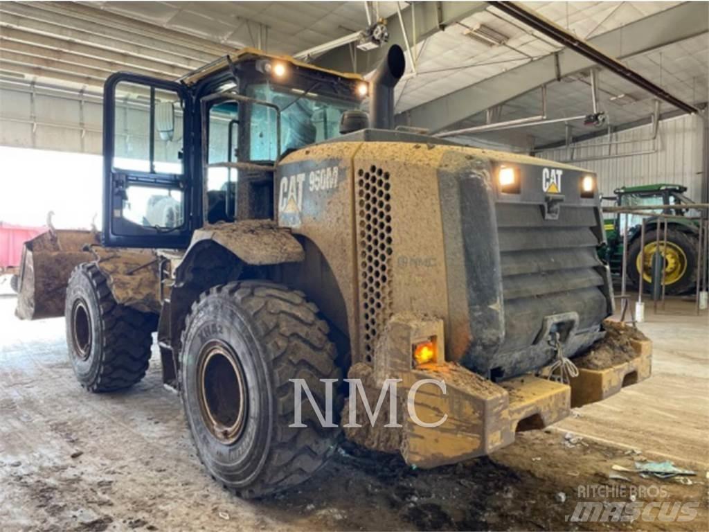 CAT 950M Kolesni nakladalci
