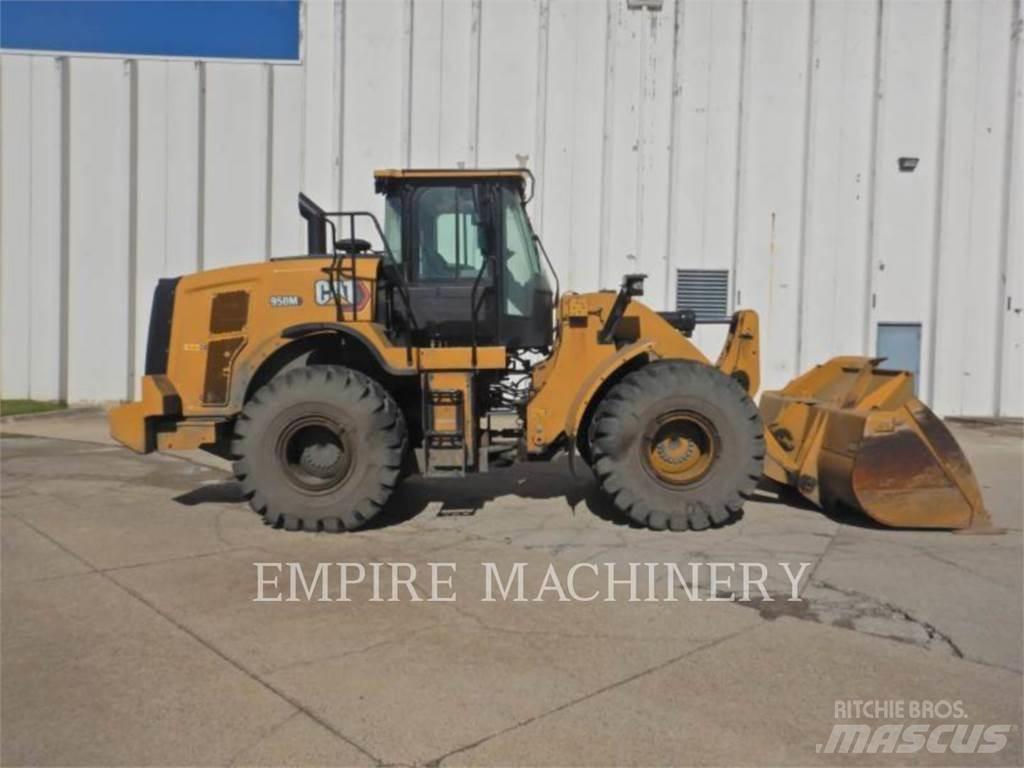 CAT 950M Kolesni nakladalci