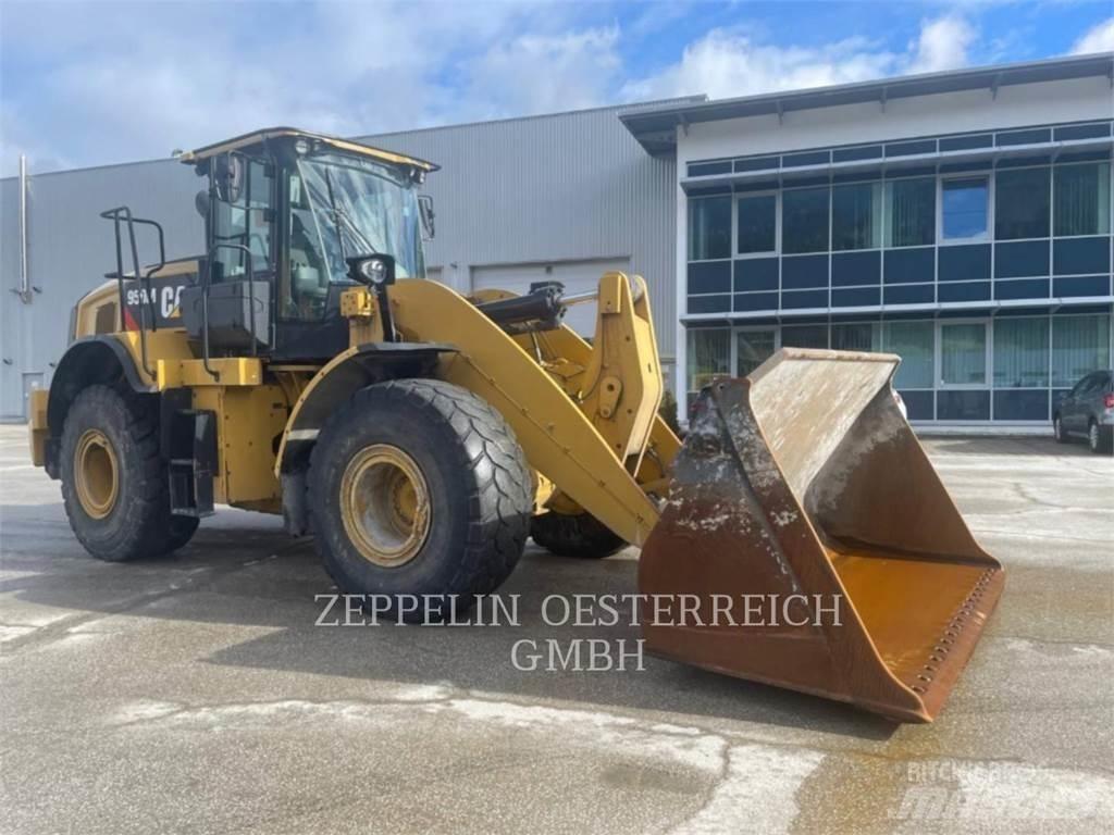 CAT 950M Kolesni nakladalci