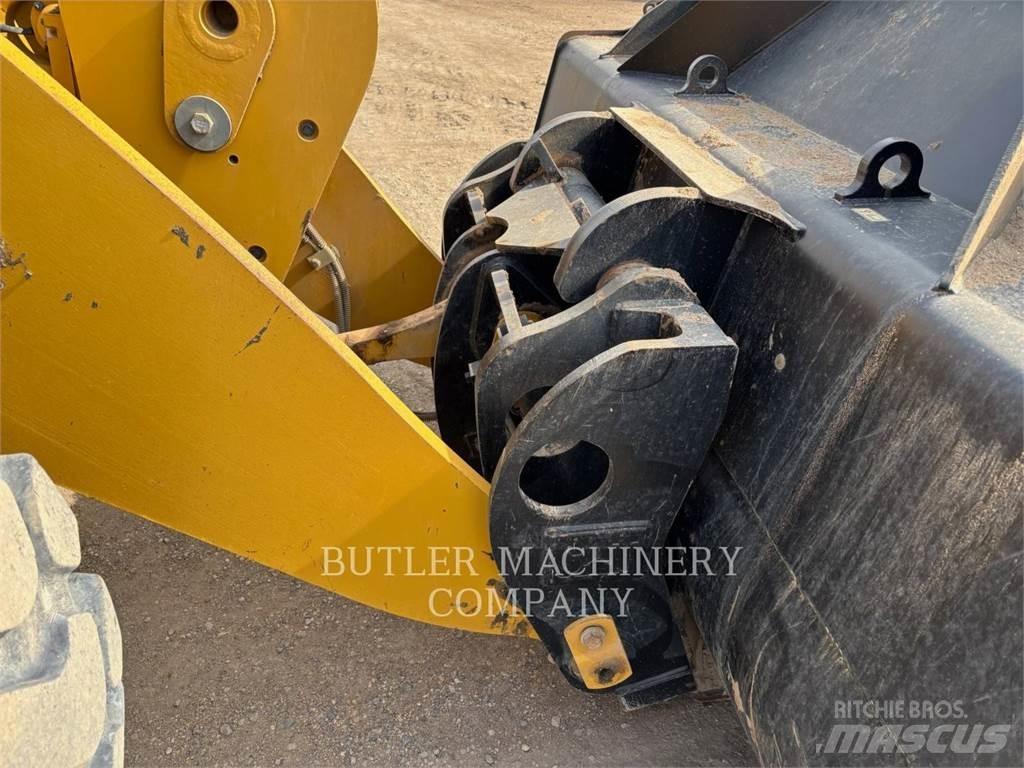 CAT 950M Kolesni nakladalci
