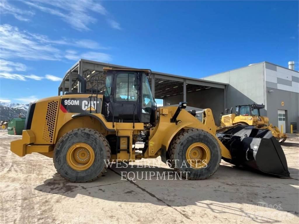 CAT 950M Kolesni nakladalci