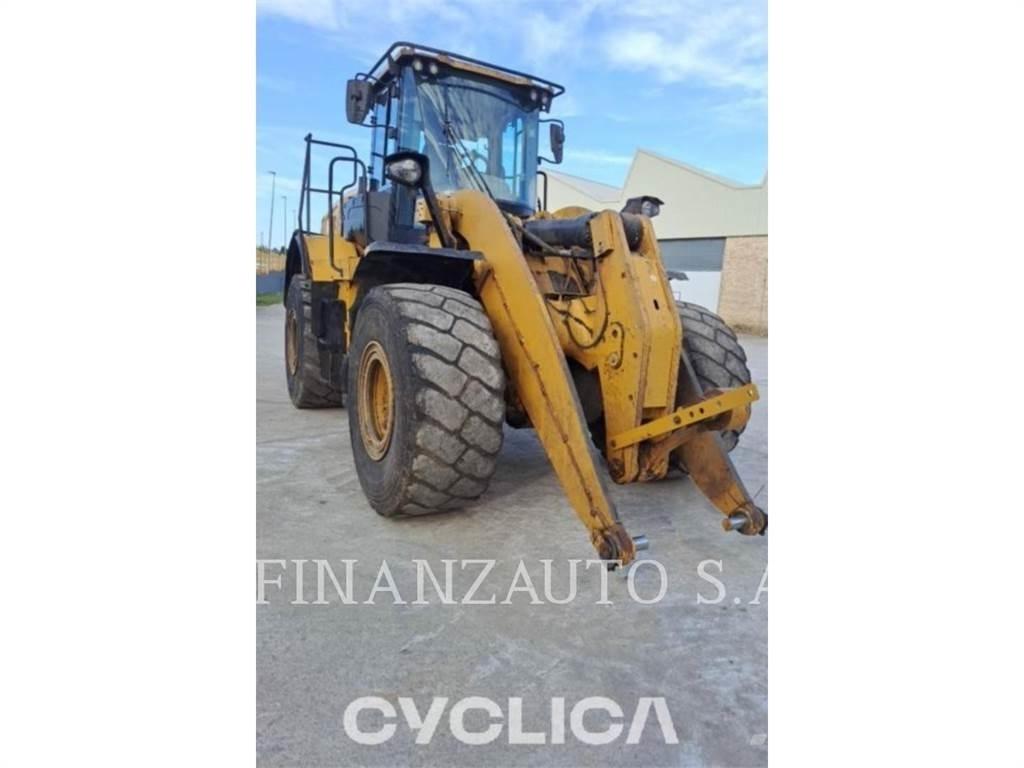 CAT 950M Kolesni nakladalci