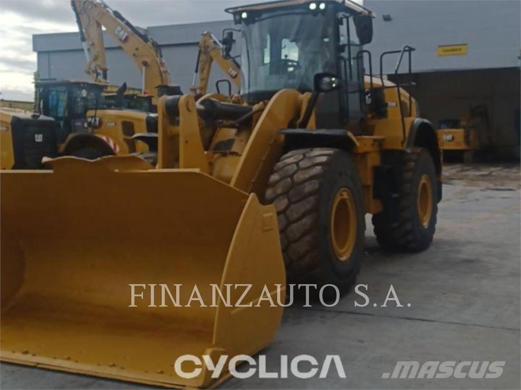 CAT 950M Kolesni nakladalci