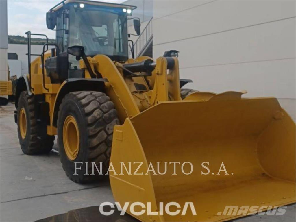 CAT 950M Kolesni nakladalci