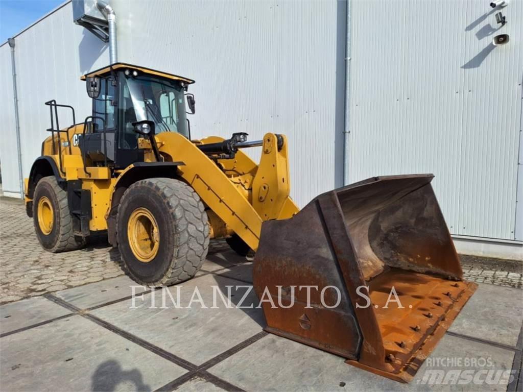 CAT 950M Kolesni nakladalci