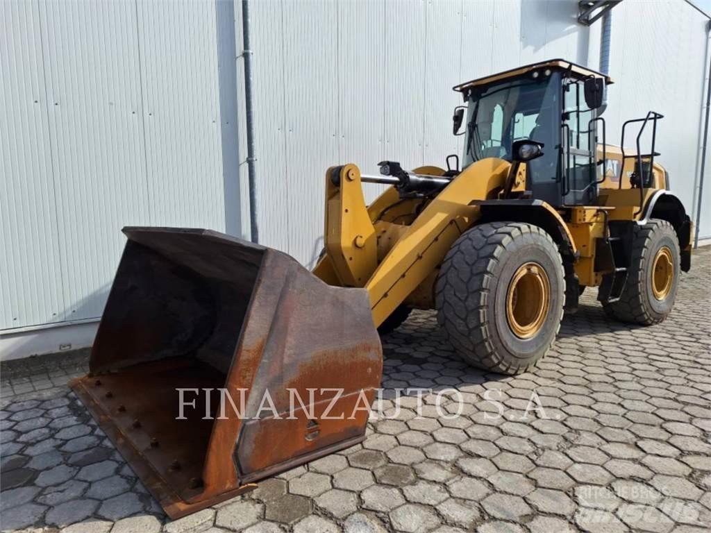 CAT 950M Kolesni nakladalci