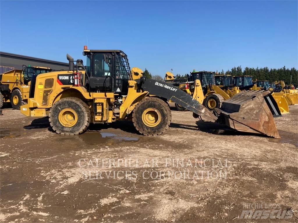 CAT 950M Kolesni nakladalci