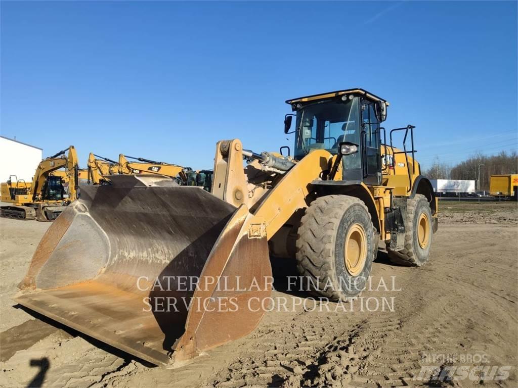 CAT 950M Kolesni nakladalci