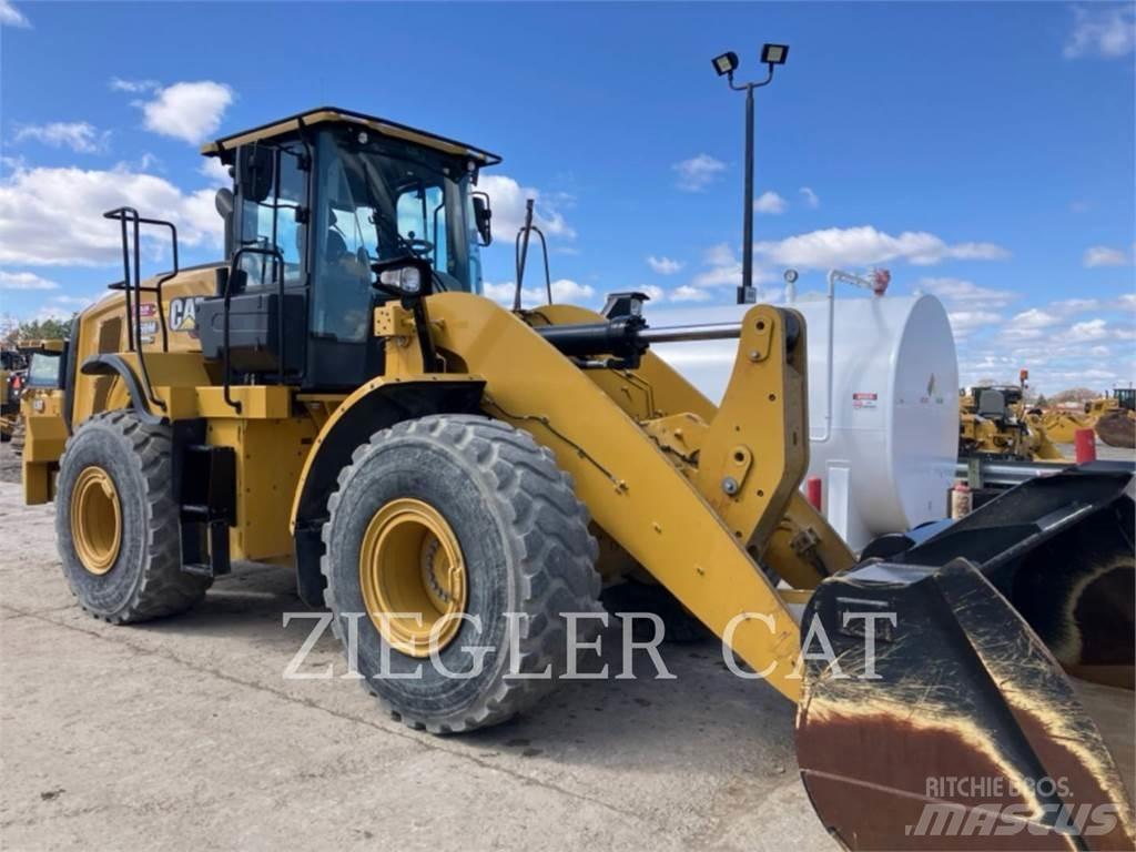 CAT 950M Kolesni nakladalci