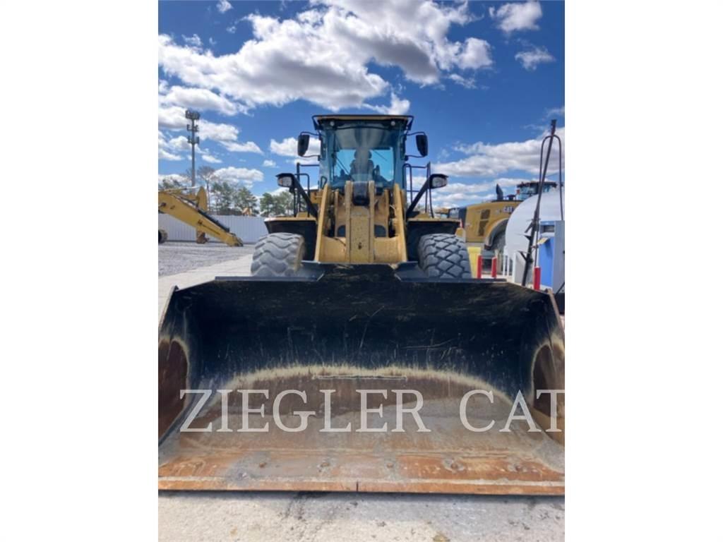 CAT 950M Kolesni nakladalci