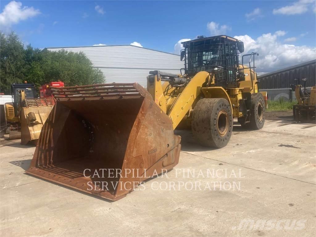 CAT 950M Kolesni nakladalci