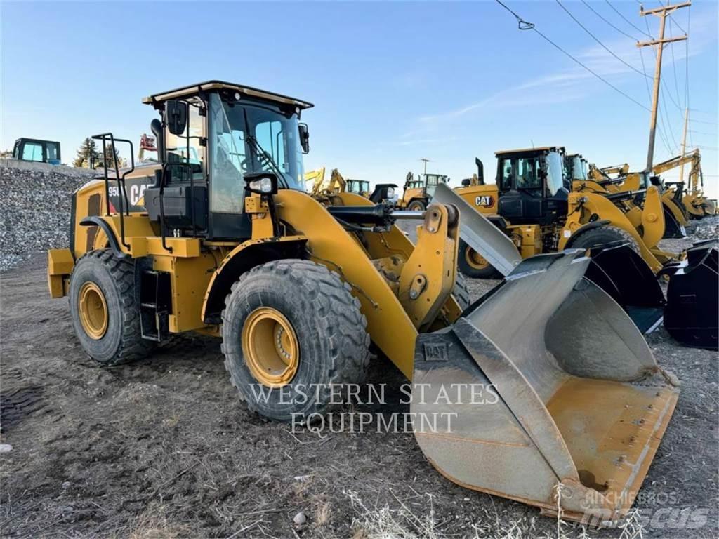 CAT 950M Kolesni nakladalci
