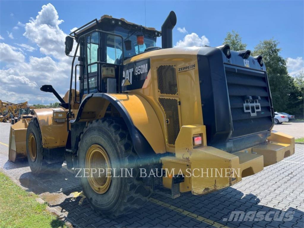 CAT 950M Kolesni nakladalci