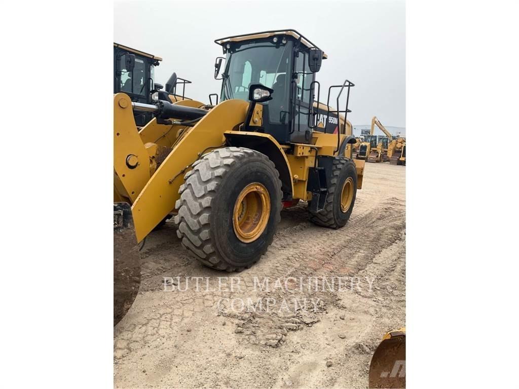 CAT 950M Kolesni nakladalci