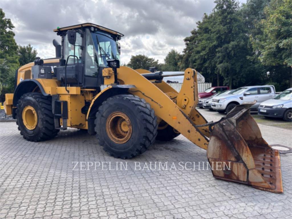 CAT 950M Kolesni nakladalci