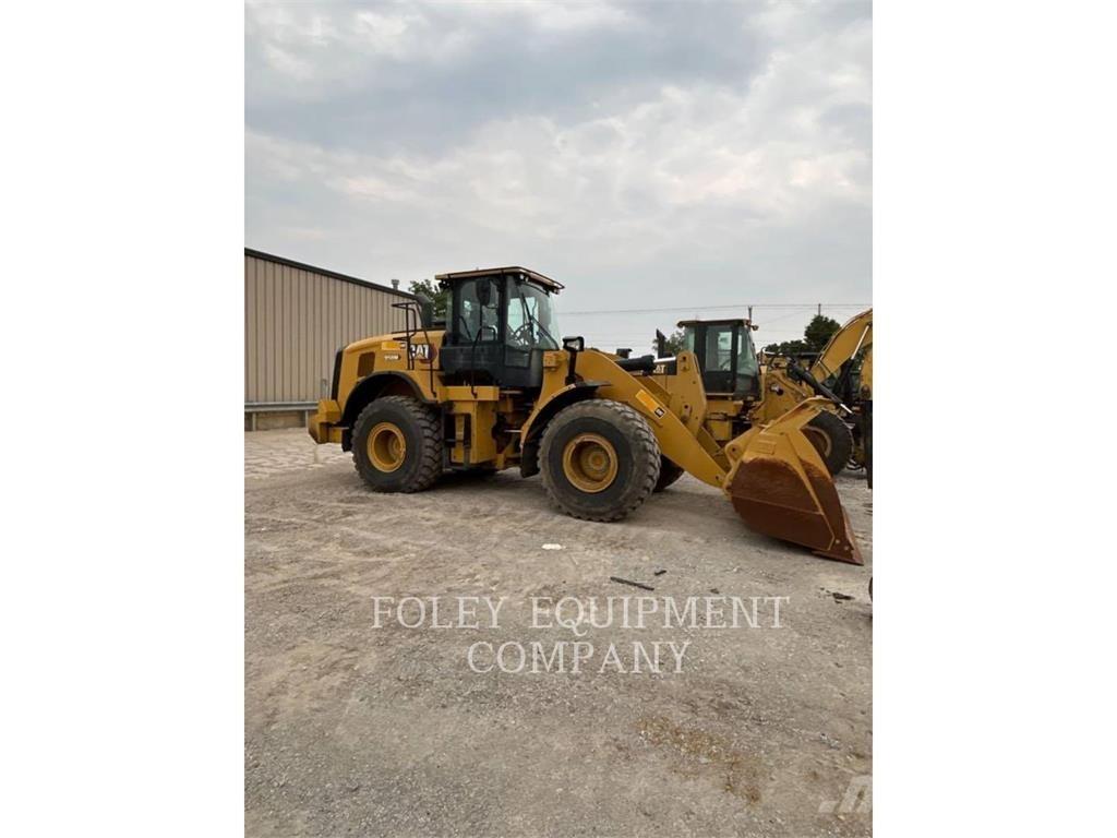 CAT 950M Kolesni nakladalci