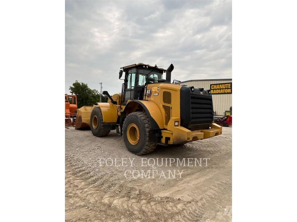CAT 950M Kolesni nakladalci