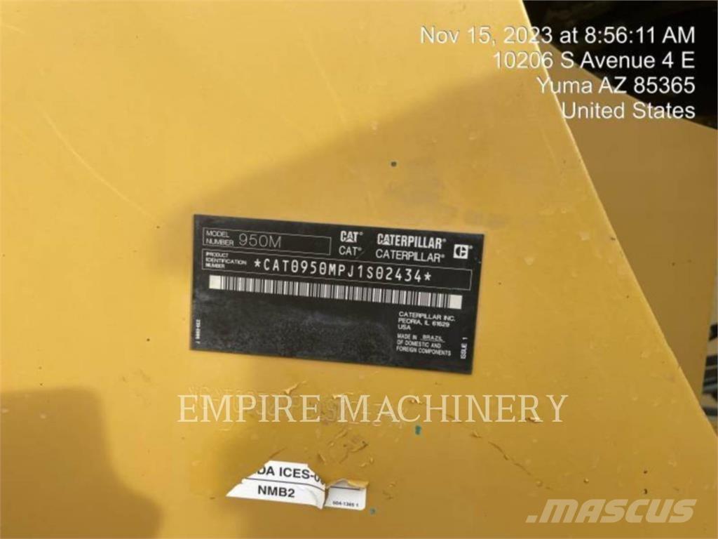 CAT 950M Kolesni nakladalci