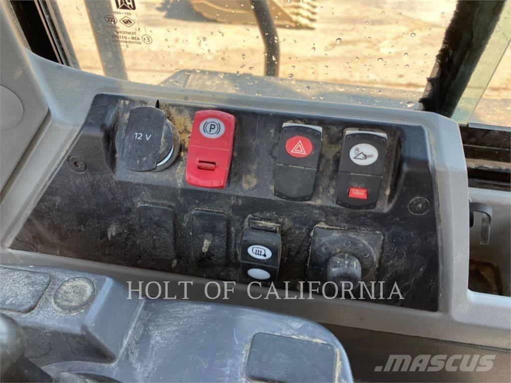 CAT 950M Kolesni nakladalci